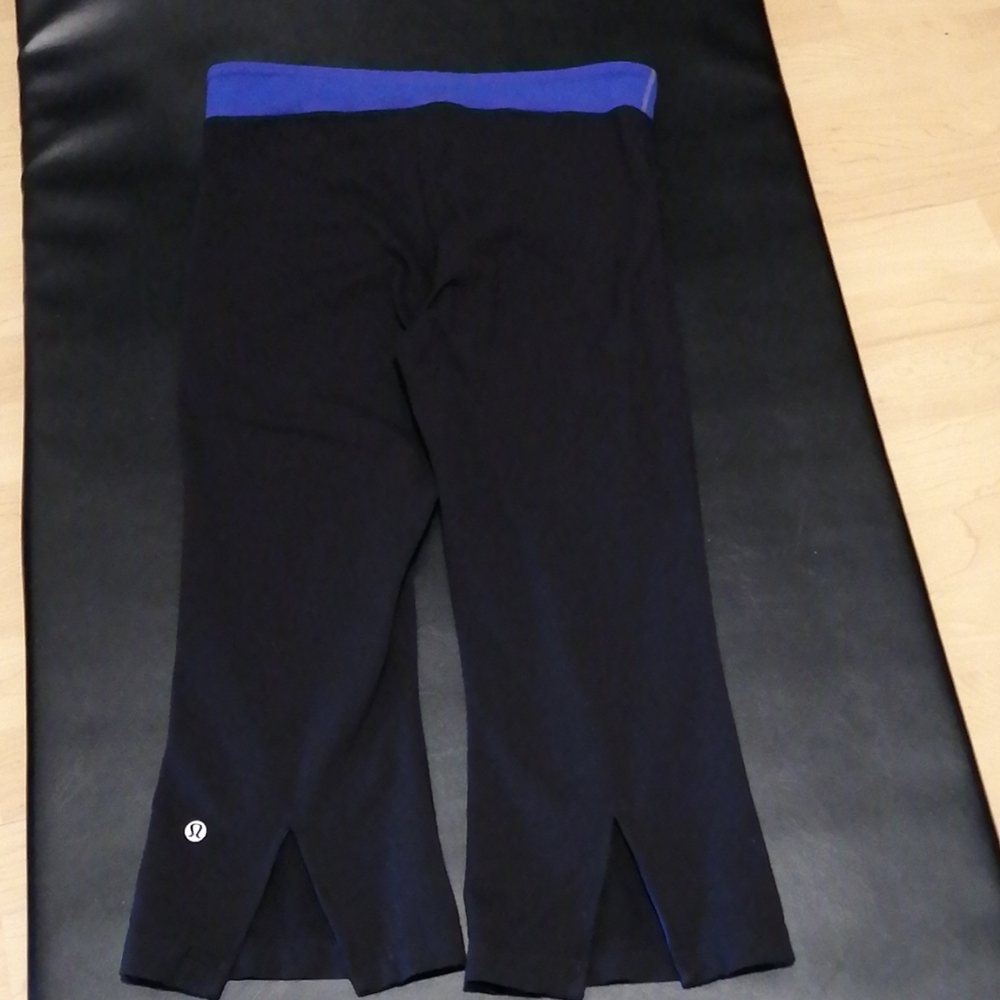 LULULEMON capris